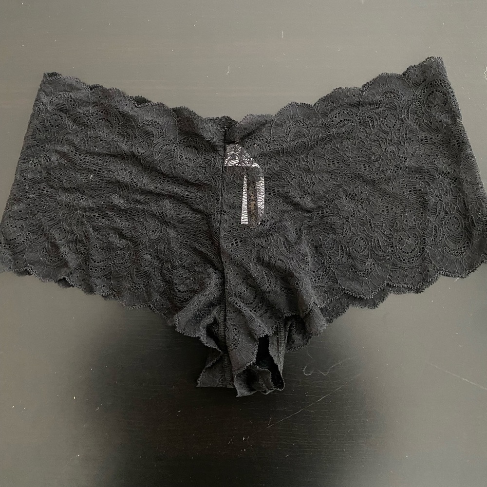 Hanky Panky Black Lace Panties with OPEN CROTCH - Picture 3 of 5